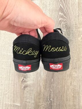 Vans x Disney  Black old skool lo  with Yellow 'Mickey Mouse' ear hat Embroidery
